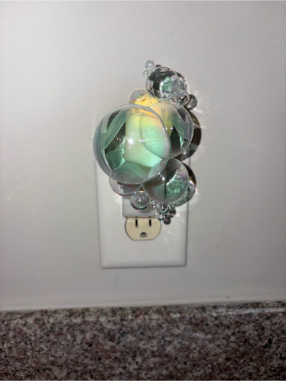 Bath & Body Works Bubbles Wallflowers Scent Control Nightlight Fragrance Plug